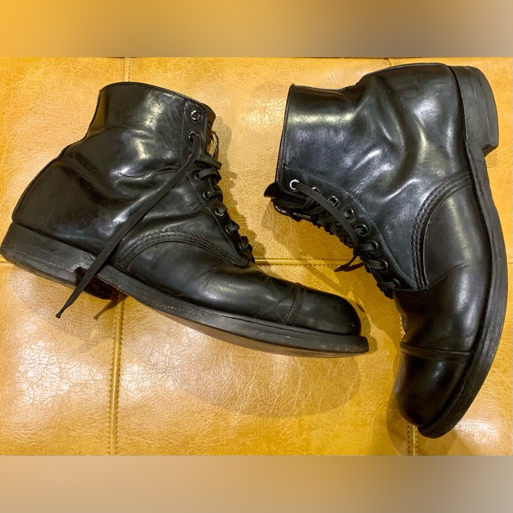 Vintage Leather size 9